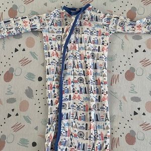 Magnetic Me Newborn Gown